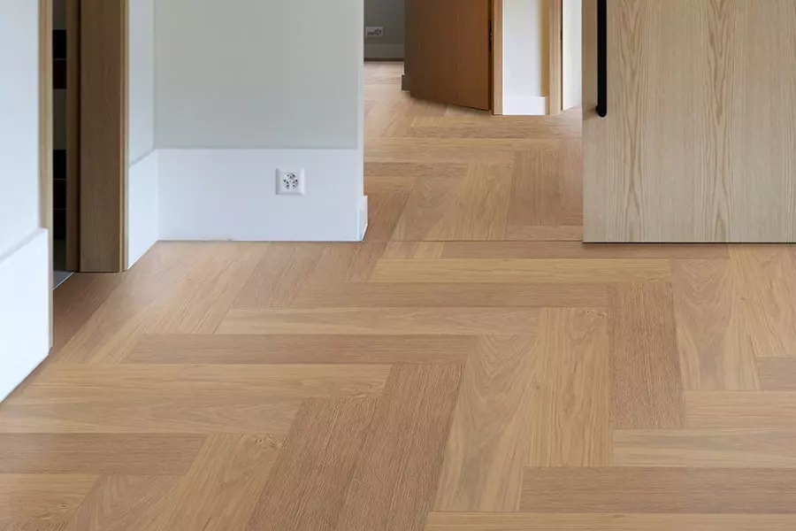 Паркетная доска AUSWOOD Travel Herringbone 31 кл. OAK AMALFI ABCD (600x125x12 мм) 1,50 м2